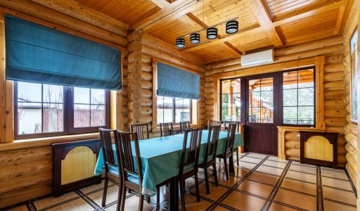 Дом на большом участке в Лысково