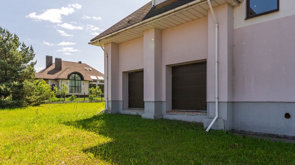 Дом без отделки в КП Крона