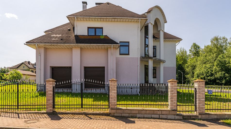 Дом без отделки в КП Крона