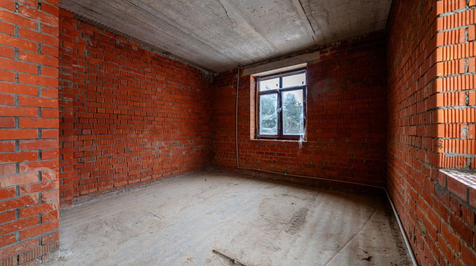 Дом без отделки в КП Крона