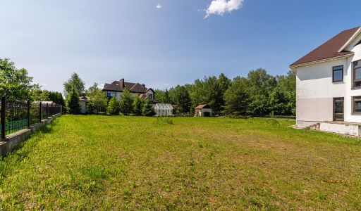 Дом без отделки в КП Крона