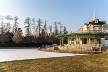 Таунхаус у озера в КП Довиль