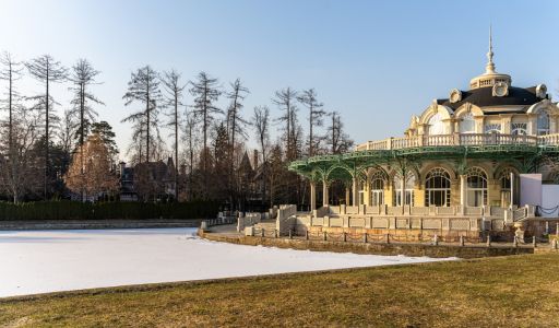 Таунхаус у озера в КП Довиль
