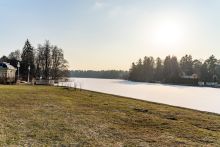 Таунхаус у озера в КП Довиль