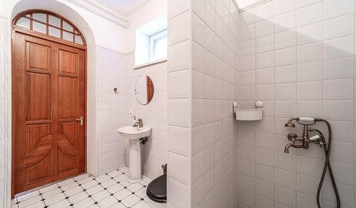 Дом в лесу в п. Николина гора