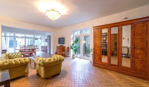 Дом в лесу в п. Николина гора