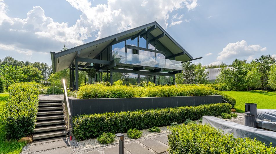 Дом у воды в КП Полуостров