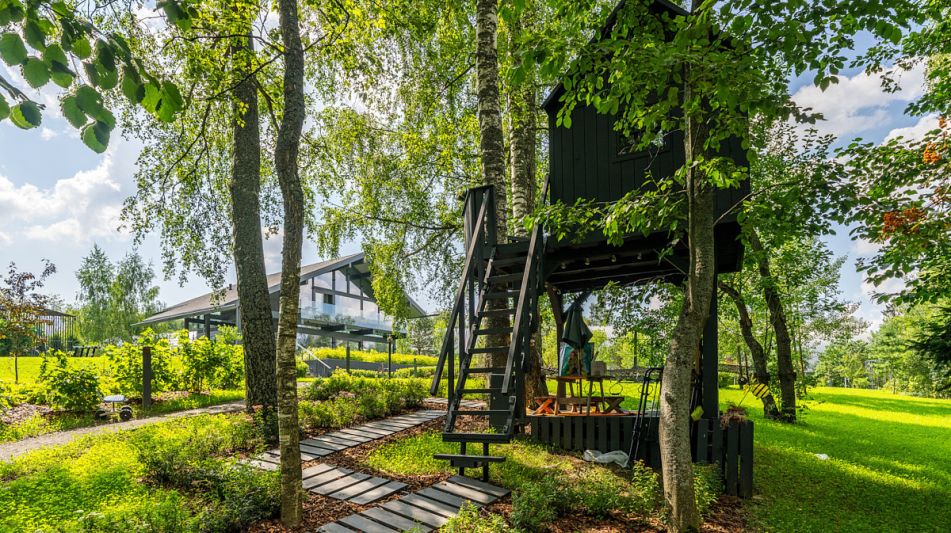 Дом у воды в КП Полуостров