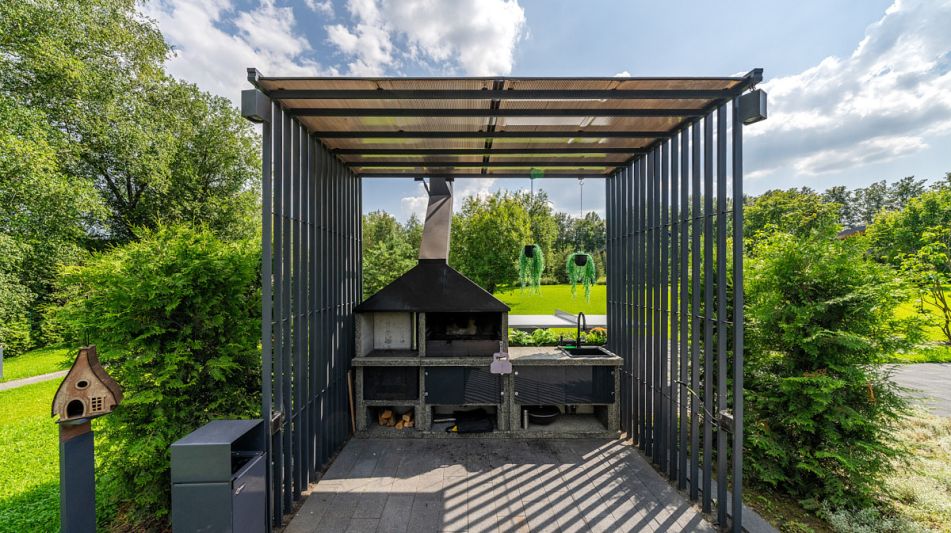 Дом у воды в КП Полуостров