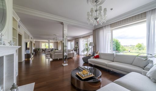 Большой дом в Конаково ривер клаб