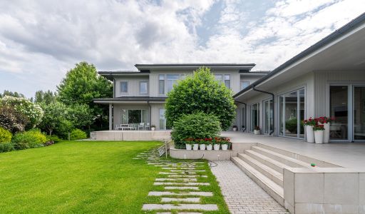 Большой дом в Конаково ривер клаб