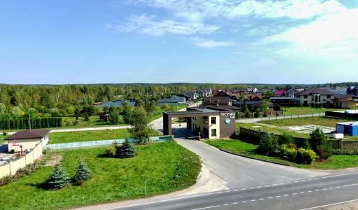 Земля под коммерцию Пестово лайф