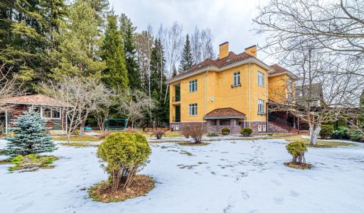 Дом у леса в КП Кезьмино