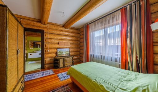 Дом в Конаково на 1 линии воды