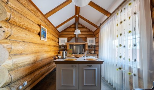 Дом в Конаково на 1 линии воды