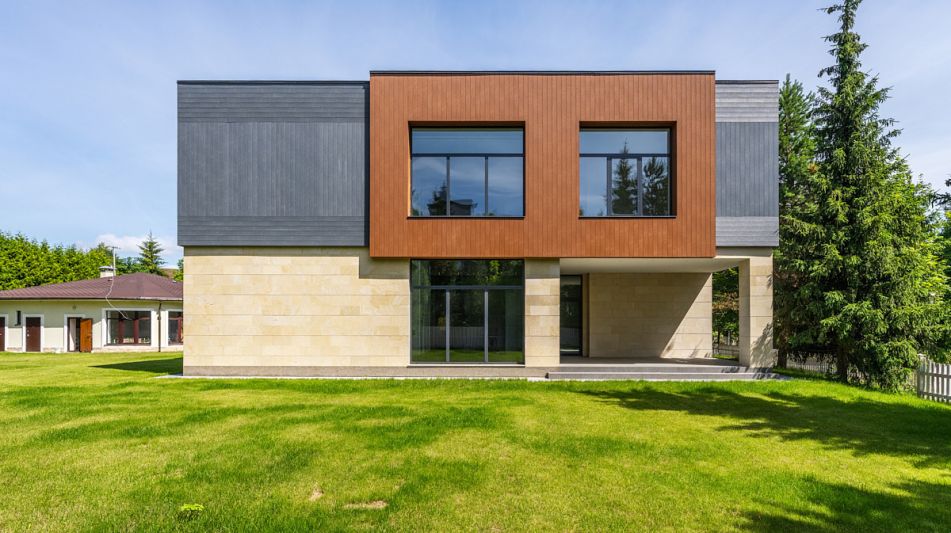 Новый дом в Резиденции Бенилюкс