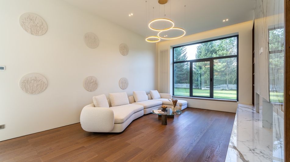 Новый дом в Резиденции Бенилюкс