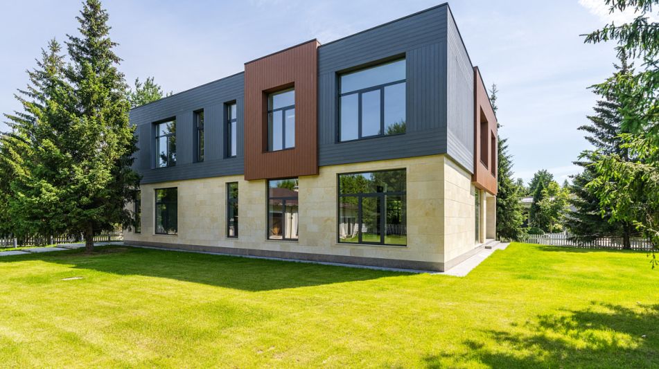 Новый дом в Резиденции Бенилюкс