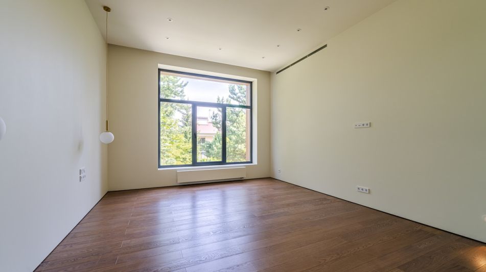 Новый дом в Резиденции Бенилюкс