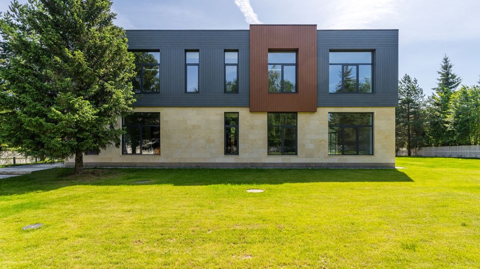 Новый дом в Резиденции Бенилюкс