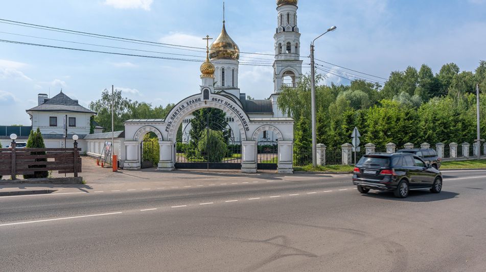 Прилесной участок в Вешках