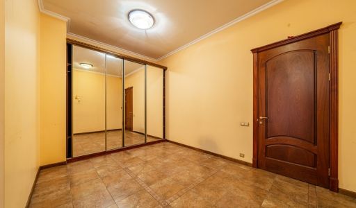 Видовая квартира в Зеленых Холмах