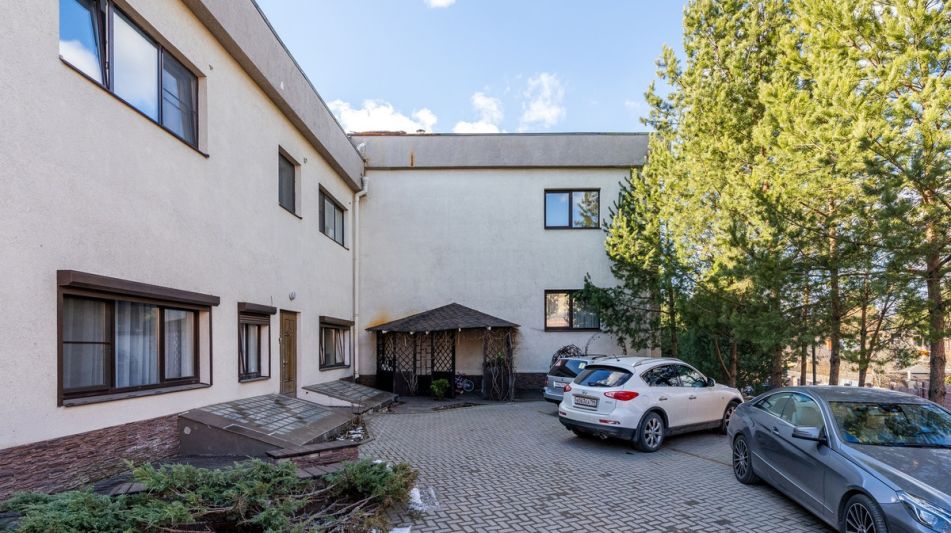 Видовая квартира в Зеленых Холмах