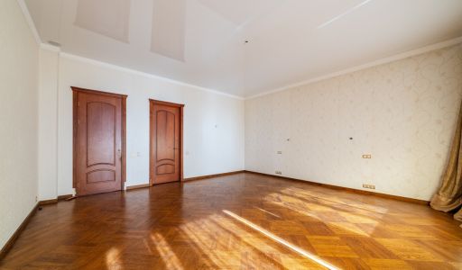 Видовая квартира в Зеленых Холмах