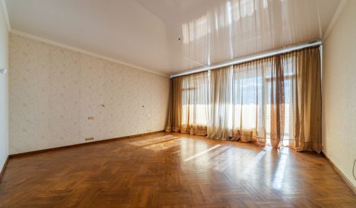 Видовая квартира в Зеленых Холмах