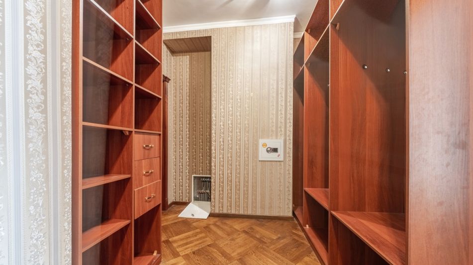 Видовая квартира в Зеленых Холмах