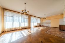 Видовая квартира в Зеленых Холмах