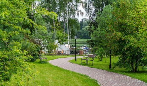 Полуостров