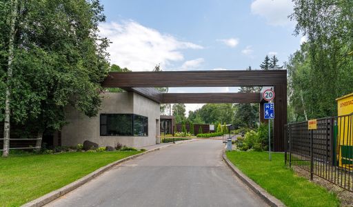 Полуостров