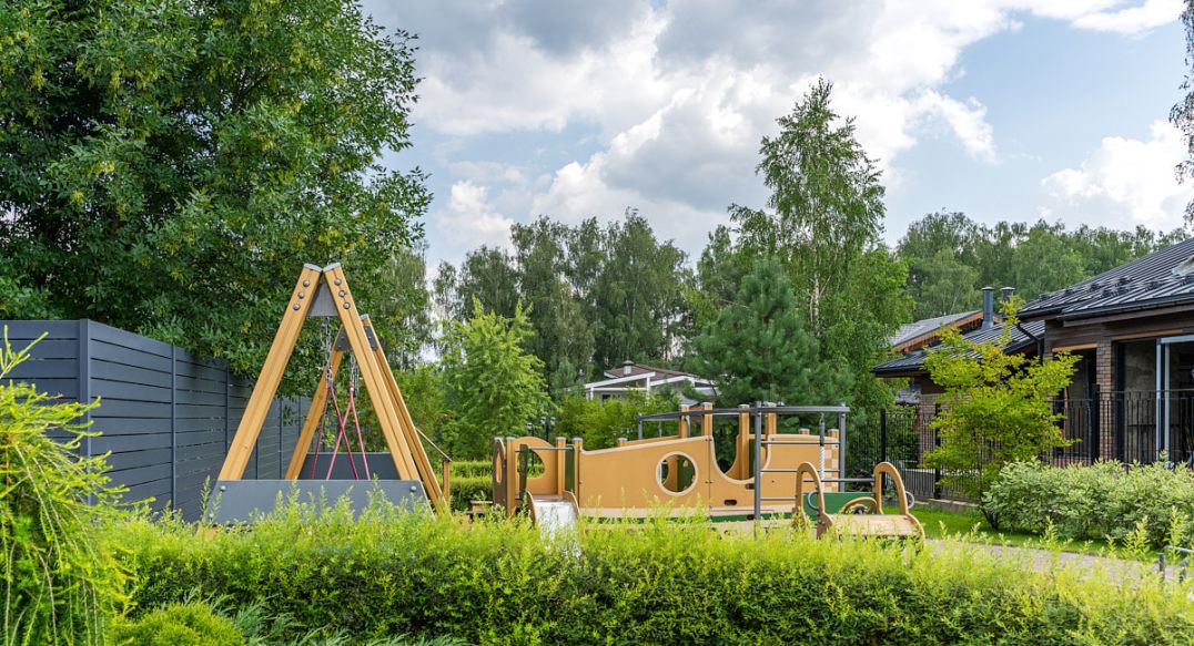 Полуостров