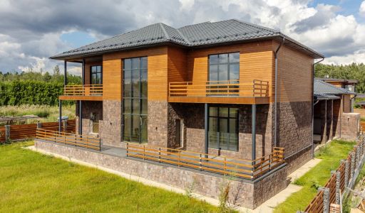 Дом со вторым светом в КП Аврора