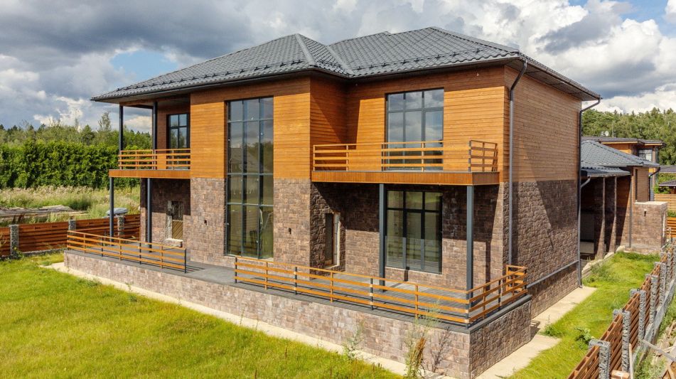 Дом со вторым светом в КП Аврора