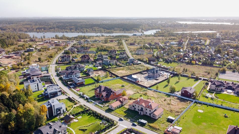 Дом в КП Аврора