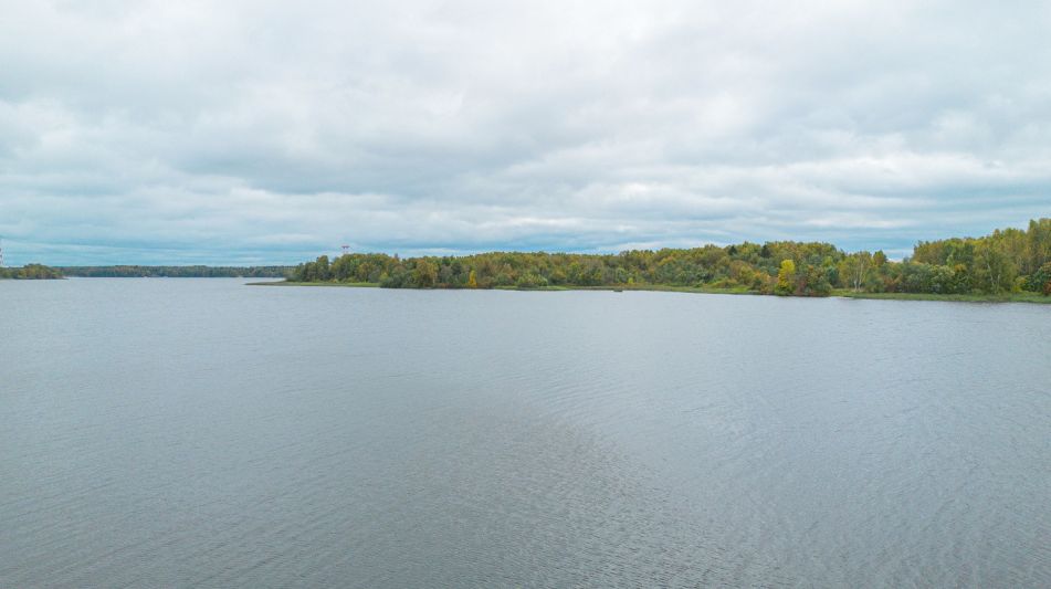 Участок на первой линии Витенево