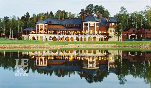 Дом в Поселке Гольф Клуб Пестово