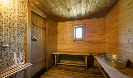 База отдыха на озере Селигер