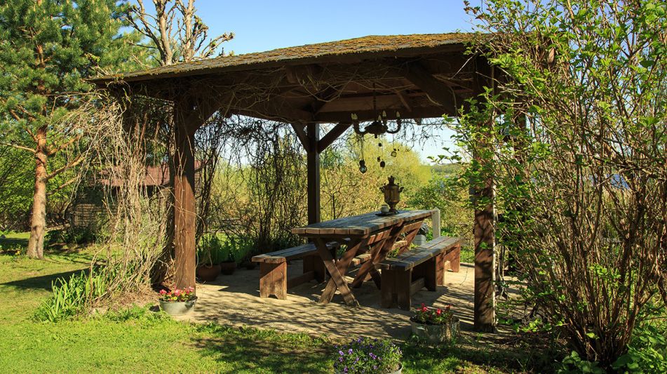 Усадьба на берегу оз. Селигер