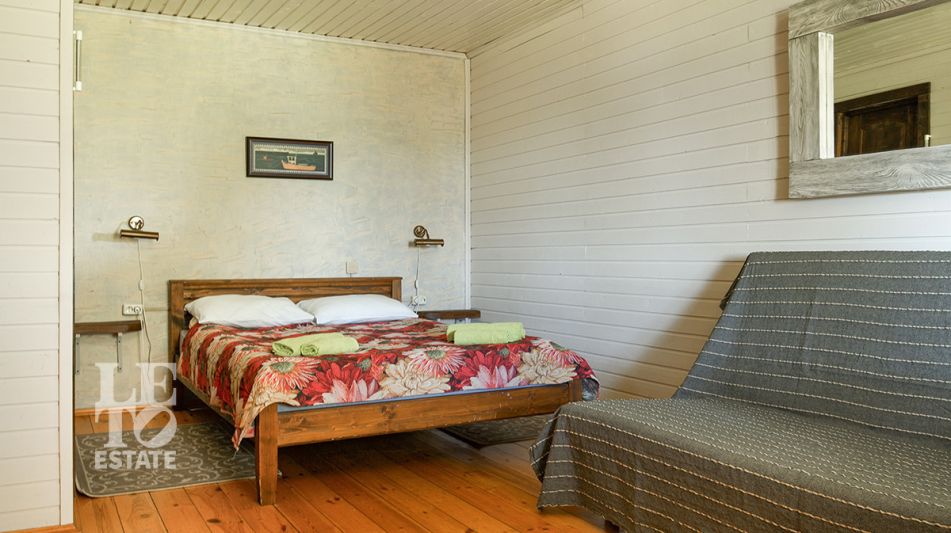 База отдыха на озере Селигер