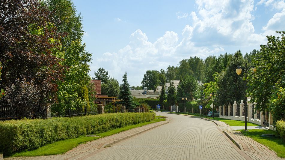 Дом у леса в поселке Риверсайд