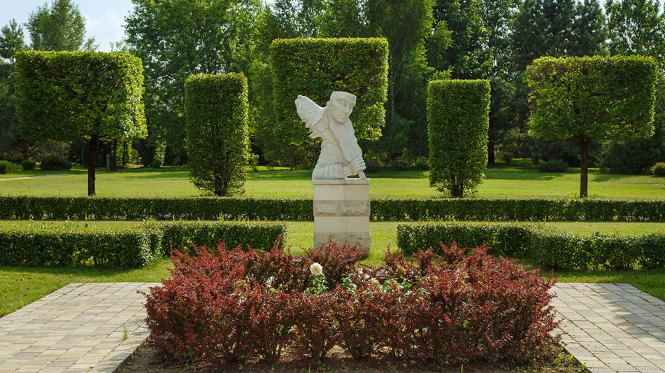 Дом под отделку в Ренессанс парк