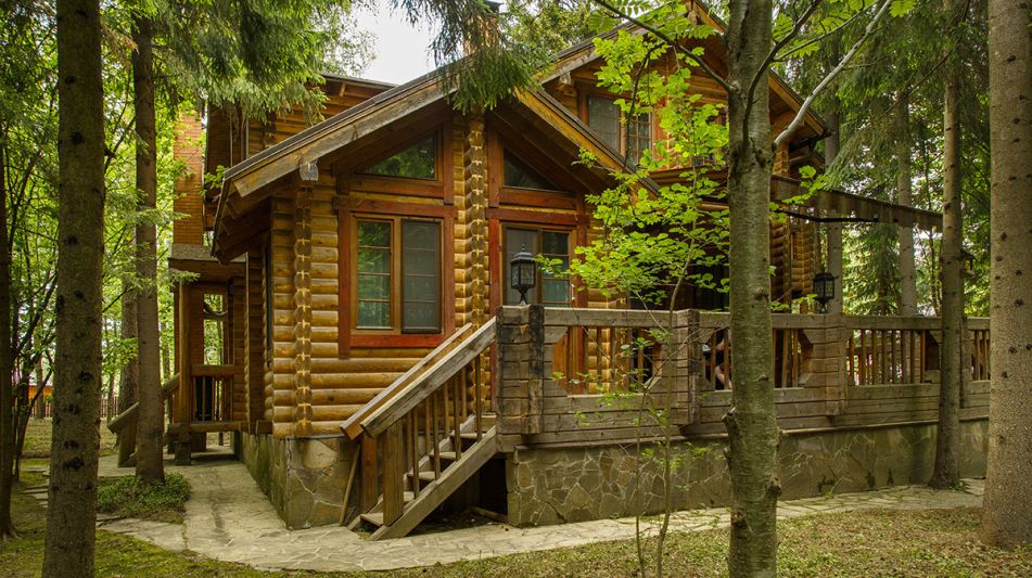 Дом у воды в КП Новое время