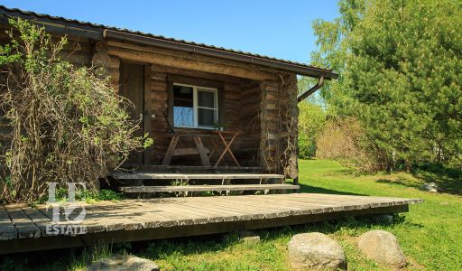 База отдыха на озере Селигер