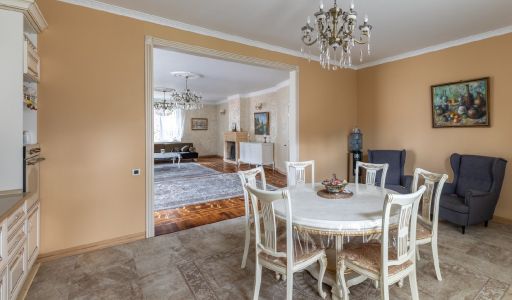 Просторный дом на Рублевке