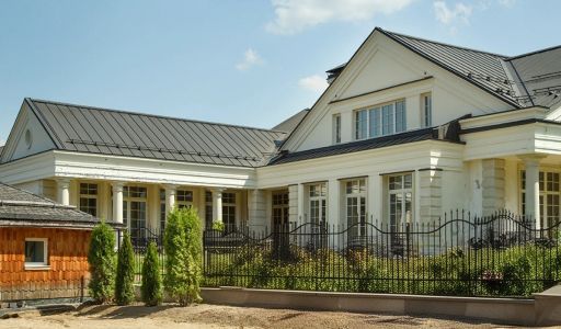 Дом у леса в поселке Риверсайд