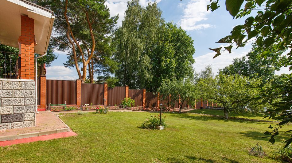 Дом с выходом к воде в Сорокино