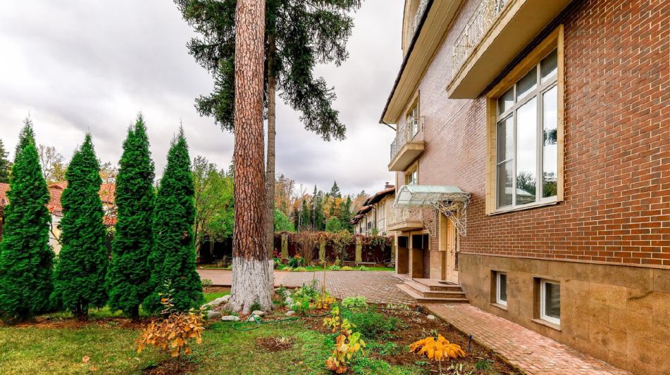 Просторный дом на Рублевке